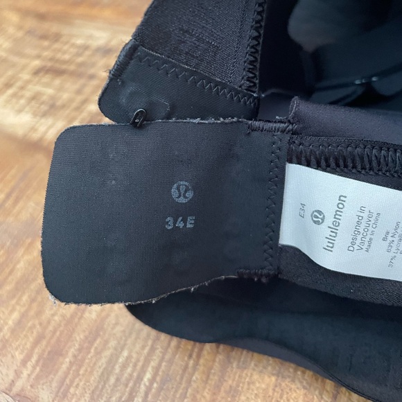 Lululemon Fine Form Bra - Picture 4 of 4